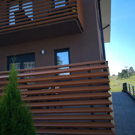 Ndk Naselje Kalman Sa Garaznim Mestom Apartmán *