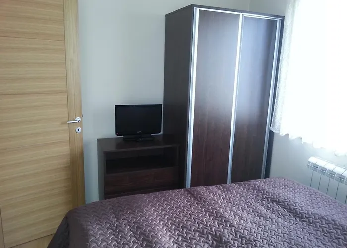 Ndk Naselje Kalman Sa Garaznim Mestom Lejlighed