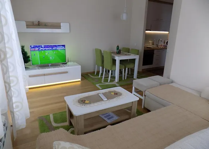 Lejlighed Ndk Naselje Kalman Sa Garaznim Mestom *