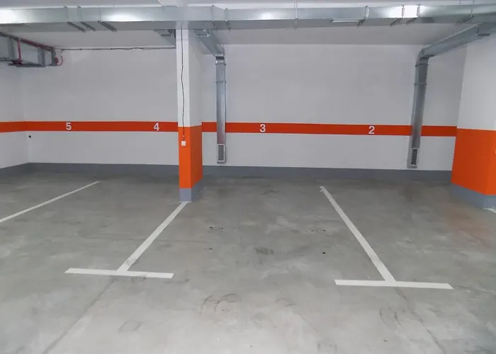 Ndk Naselje Kalman Sa Garaznim Mestom *